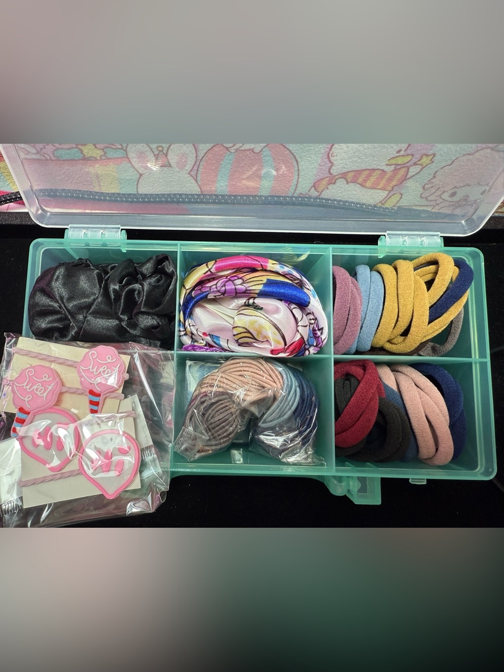 Green Multi-Compartment Hair Accessory Organizer - Assorted Colors